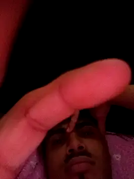 Snapshot of LucaColmal chatting on April 2, 2026, 9:43 pm LucaColmal online show from April 2, 2026, 9:43 pm