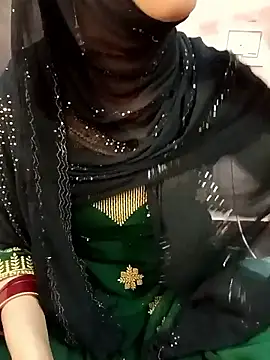 Miss Noor   online show from April 14, 2026, 6:07 am