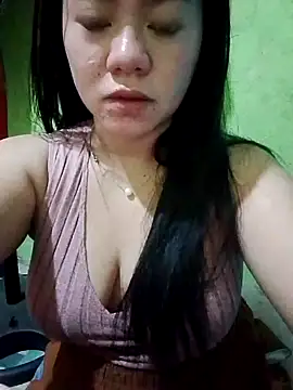 Snapshot of sweety_honey27 chatting on May 19, 2026, 6:59 pm sweety honey27 online show from May 19, 2026, 6:59 pm