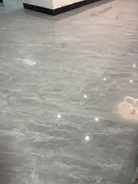 yingzi003 online show from April 13, 2026, 12:53 pm