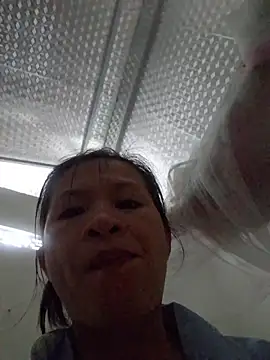 hanameo online show from April 16, 2026, 2:51 pm