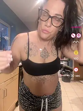 IvyBelleMilf online show from May 28, 2026, 3:58 am