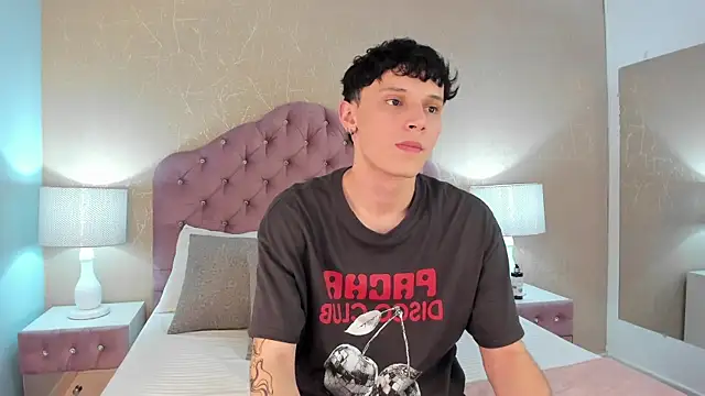 LephyStar online show from May 11, 2026, 3:41 am