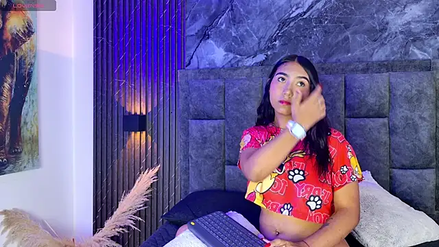 Snapshot of Amaia_aa_ chatting on March 29, 2026, 7:48 pm Amaia aa online show from March 29, 2026, 7:48 pm