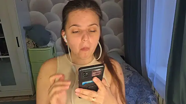  online show from April 17, 2026, 3:59 pm