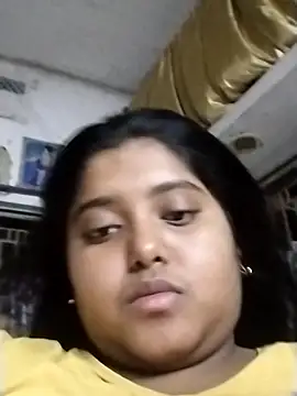 dreamdollx online show from April 23, 2026, 2:19 pm