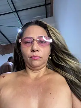  violeta 99 online show from April 4, 2026, 6:25 pm