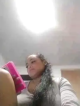 Aliceee bolton online show from April 17, 2026, 3:42 am