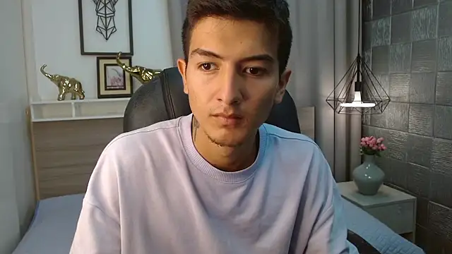 Snapshot of CaballeroNocturno_ chatting on April 11, 2026, 1:57 am CaballeroNocturno online show from April 11, 2026, 1:57 am