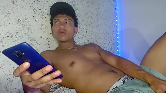 tonydesire  online show from April 11, 2026, 8:12 pm