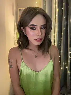 Snapshot of _Flirtyprincess_ chatting on May 8, 2026, 10:52 am Flirtyprincess online show from May 8, 2026, 10:52 am