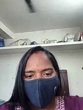 Snapshot of Tamil_Sangeetha chatting on April 13, 2026, 7:12 am Tamil Sangeetha online show from April 13, 2026, 7:12 am