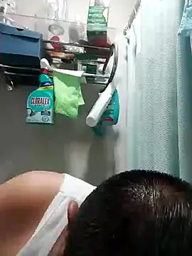 Manuel3910 online show from May 5, 2026, 3:42 am