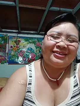 Snapshot of Monglan-c chatting on June 19, 2026, 2:12 pm Monglan-c online show from June 19, 2026, 2:12 pm