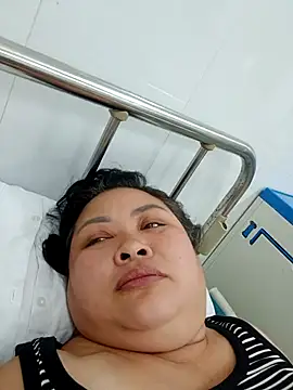 Monglan-c online show from April 10, 2026, 1:29 pm