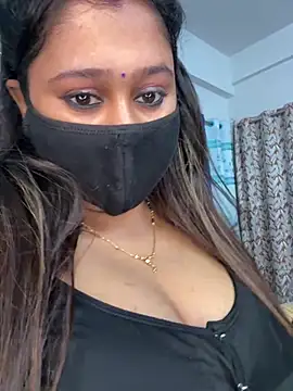 Snapshot of Sweet-Ellina chatting on April 10, 2026, 5:25 am Sweet-Ellina online show from April 10, 2026, 5:25 am