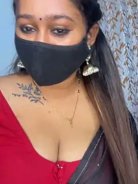 Snapshot of Sweet-Ellina chatting on April 1, 2026, 4:47 am Sweet-Ellina online show from April 1, 2026, 4:47 am