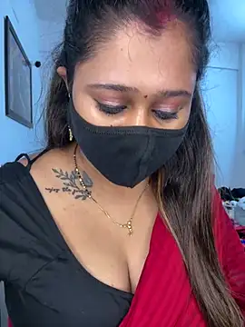 Snapshot of Sweet-Ellina chatting on April 16, 2026, 6:14 am Sweet-Ellina online show from April 16, 2026, 6:14 am