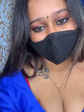 Snapshot of Sweet-Ellina chatting on April 7, 2026, 5:20 am Sweet-Ellina online show from April 7, 2026, 5:20 am