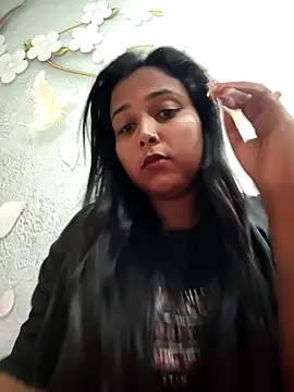 cutie siyaa online show from April 8, 2026, 5:47 pm