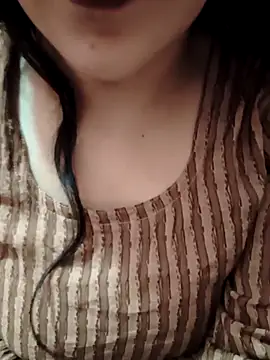 ZOYA KHAN-123 online show from April 13, 2026, 8:40 am