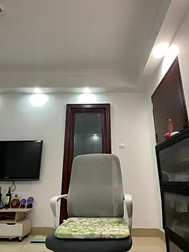 Snapshot of meimeibuguai chatting on April 14, 2026, 12:54 pm meimeibuguai online show from April 14, 2026, 12:54 pm