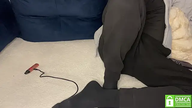 Snapshot of NaughtysecretsDE chatting on April 14, 2026, 6:57 pm NaughtysecretsDE online show from April 14, 2026, 6:57 pm