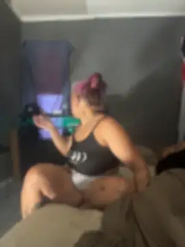 SHY QUINN online show from May 31, 2026, 4:13 pm
