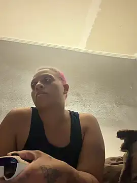 SHY QUINN online show from April 12, 2026, 8:12 pm