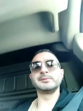 zzrkx online show from April 10, 2026, 8:43 am