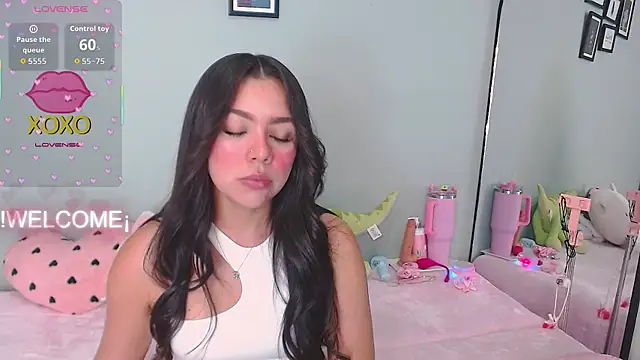 Snapshot of MissDulceRose chatting on April 15, 2026, 12:16 am MissDulceRose online show from April 15, 2026, 12:16 am