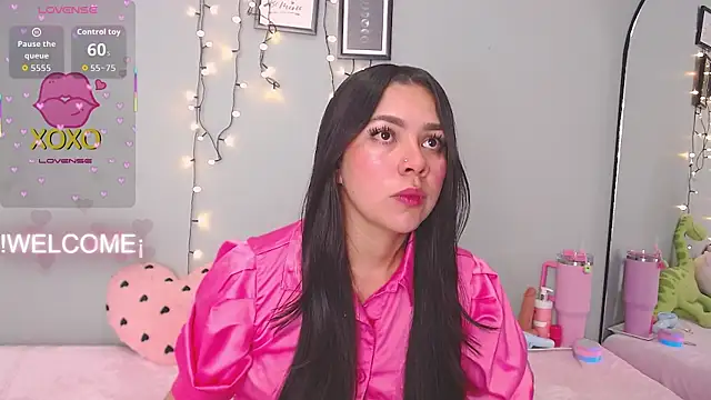 Snapshot of MissDulceRose chatting on April 12, 2026, 12:36 am MissDulceRose online show from April 12, 2026, 12:36 am