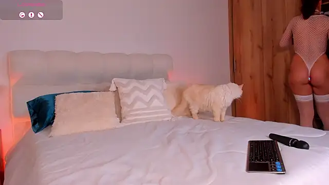 Snapshot of abigail_01 chatting on April 6, 2026, 4:46 am abigail 01 online show from April 6, 2026, 4:46 am