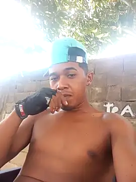 blackmasterpig online show from April 2, 2026, 4:13 pm