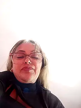 QUEEN TABOO online show from April 10, 2026, 1:12 am