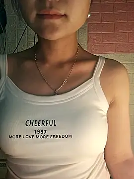 -Cidy- online show from April 15, 2026, 4:11 pm