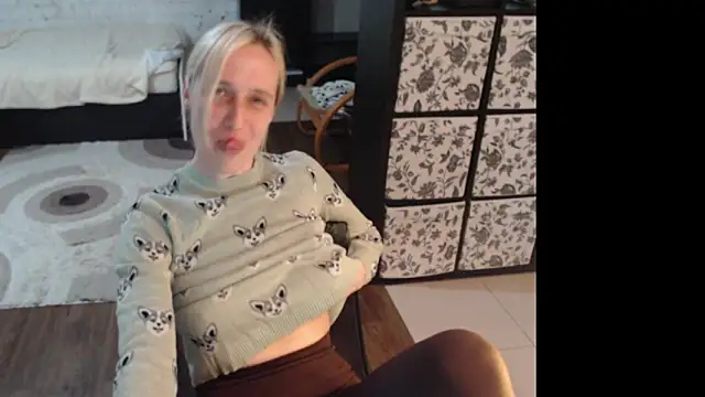 Snapshot of Sweet_hot_shrmp chatting on May 31, 2026, 10:10 am Sweet hot shrmp online show from May 31, 2026, 10:10 am