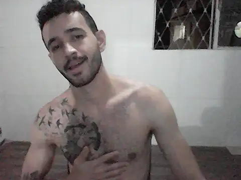 Snapshot of NoxxVx chatting on April 12, 2026, 12:03 am NoxxVx online show from April 12, 2026, 12:03 am