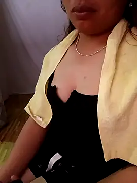 cat-kat online show from April 5, 2026, 1:29 pm