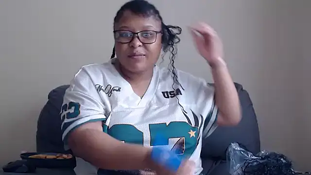 Snapshot of xxZoeyx chatting on November 4, 2025, 6:39 am xxZoeyx online show from November 4, 2025, 6:39 am