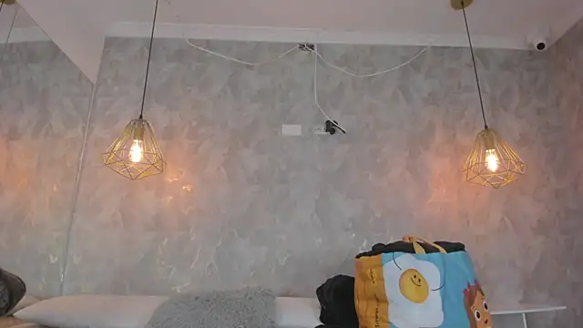 Snapshot of jazlin_angels3 chatting on April 13, 2026, 5:22 am jazlin angels3 online show from April 13, 2026, 5:22 am