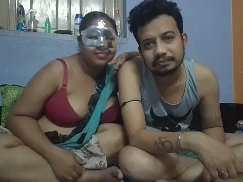 Naina1994 online show from April 19, 2026, 7:27 pm