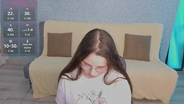SofiDreamm online show from June 1, 2026, 2:39 pm