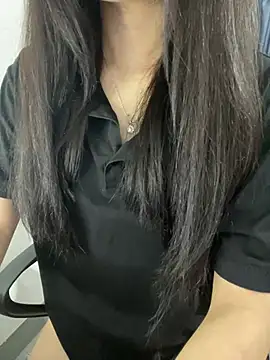 Annie nii online show from May 1, 2026, 8:58 pm