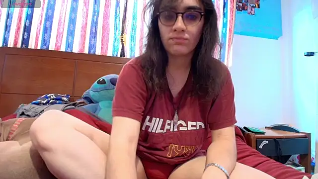 Ellaa honey online show from May 26, 2026, 3:10 pm