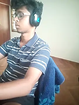 Snapshot of letsplaygame chatting on April 15, 2026, 6:41 am letsplaygame online show from April 15, 2026, 6:41 am