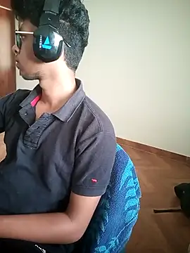 Snapshot of letsplaygame chatting on April 14, 2026, 9:03 am letsplaygame online show from April 14, 2026, 9:03 am