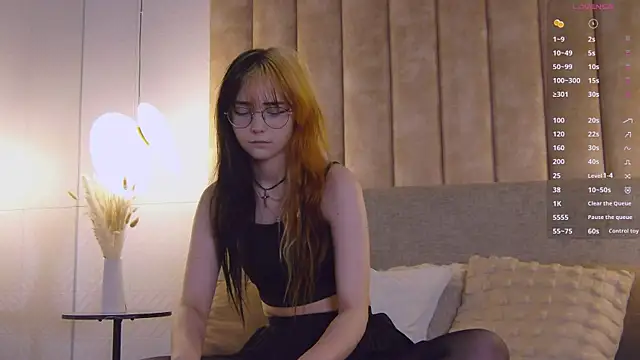 Snapshot of AmyRivers chatting on July 29, 2026, 8:30 pm AmyRivers online show from July 29, 2026, 8:30 pm