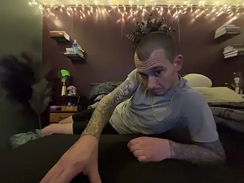Snapshot of SnapchatMe4PrivateShows chatting on June 2, 2026, 1:16 am SnapchatMe4PrivateShows online show from June 2, 2026, 1:16 am