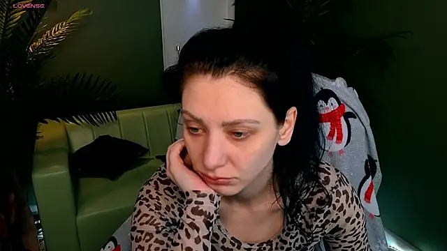 Ophyrix online show from April 10, 2026, 2:57 pm